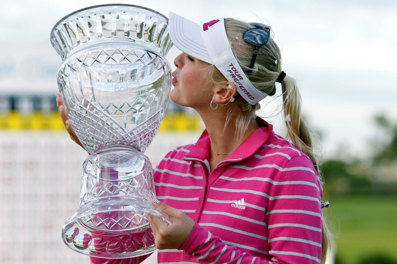 Golfistka Jessica Kordová vyhrála úvodní turnaj nové sezony elitního amerického okruhu LPGA na Bahamách a získala druhý titul v kariéře. Golfistka Jessica Kordová vyhrála úvodní turnaj nové sezony elitního amerického okruhu LPGA na Bahamách a získala druhý titul v kariéře.