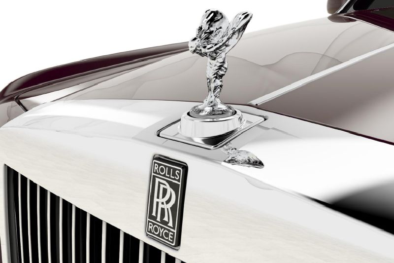Bude legendární soška Spirit of Ecstasy i na kapotě SUV? Bude legendární soška Spirit of Ecstasy i na kapotě SUV?