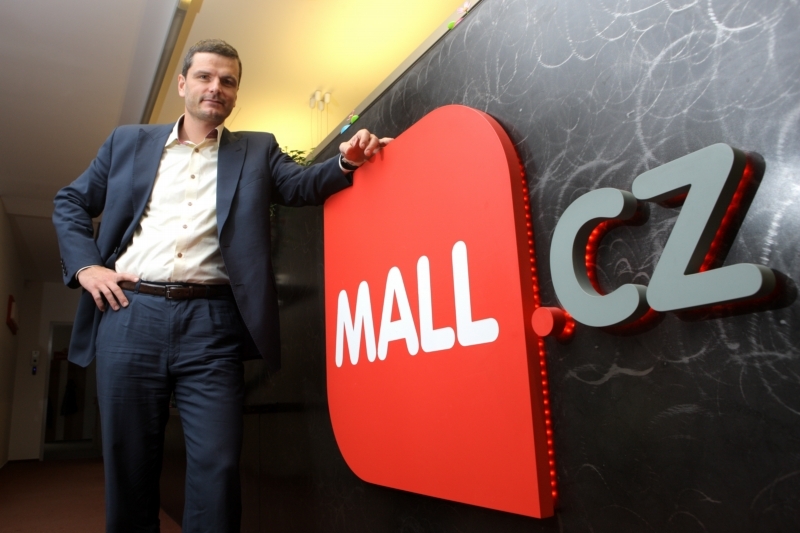 „Podnikatelé se musí snažit dodat něco zákazníkům a ne investorům," tvrdí šéf a spoluvlastník internetového kolosu Mall.cz Ondřej Fryc.