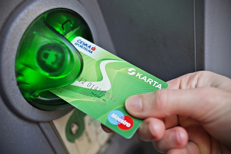 Sociální karty slouží i jako průkaz pro handicapované. Postižení si ho budou muset vyměnit v úřadech práce.