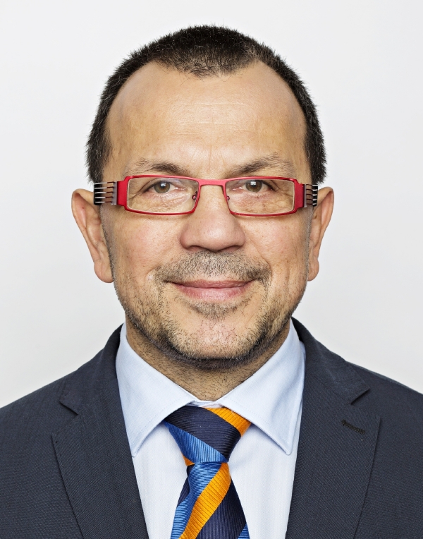 Poslanec Jaroslav Foldyna (ČSSD). Poslanec Jaroslav Foldyna (ČSSD).