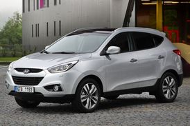 Hyundai ix35 poputuje z Nošovic až do Mexika.