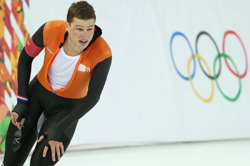 Nizozemský rychlobruslař Sven Kramer obhájil na olympijských hrách v Soči v závodu na 5000 metrů zlato z Vancouveru. Nizozemský rychlobruslař Sven Kramer obhájil na olympijských hrách v Soči v závodu na 5000 metrů zlato z Vancouveru.