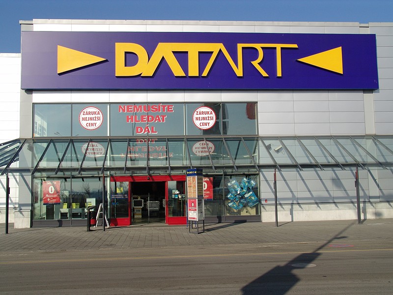Prodejna Datart v Brně.