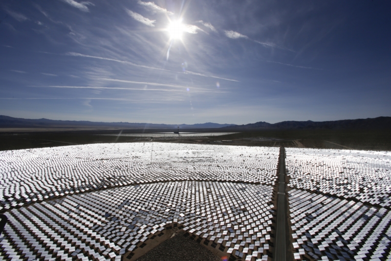 Největší solárně-termální elektrárna na světě. 