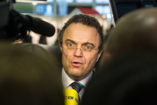 Exministr vnitra a nynější ministr zemědělství Hans-Peter Friedrich je podezřelý z maření vyšetřování.