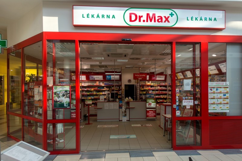 Dr. Max.
