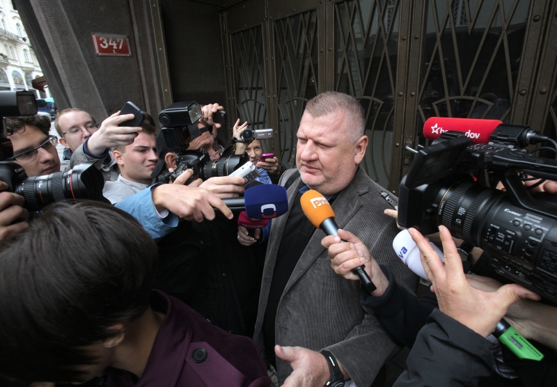 Advokátní kancelář MSB Legal je podle médií napojená na lobbistu Iva Rittiga. Advokátní kancelář MSB Legal je podle médií napojená na lobbistu Iva Rittiga.