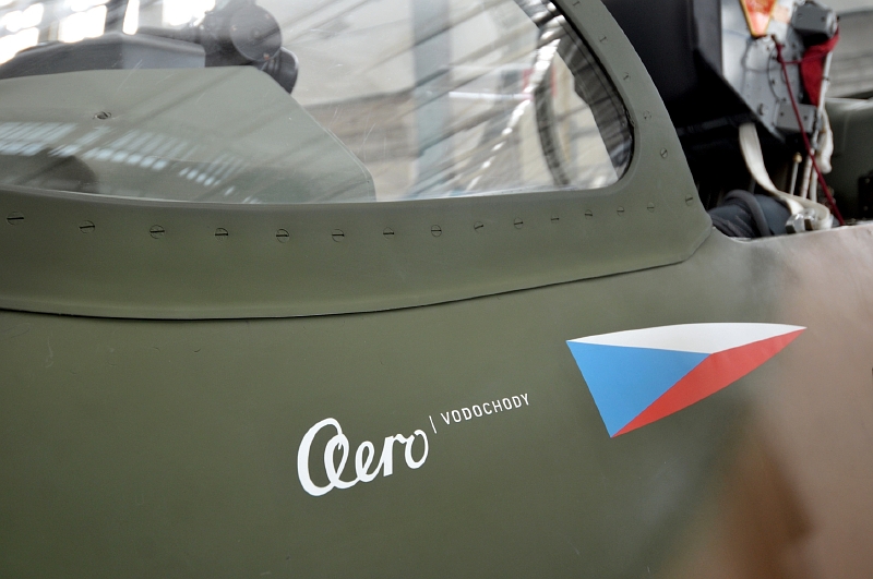 Penta koupila Aero Vodochody od státu v roce 2007 za tři miliardy korun. Od vstupu Penty do společnosti dosáhl do roku 2012 celkový kumulovaný zisk Aera 1,8 miliardy korun.