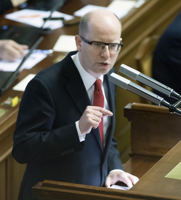 Premiér Bohuslav Sobotka při jednání o důvěře vládě.