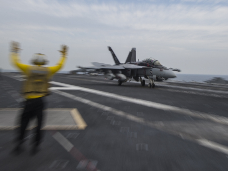 Letadlová loď USS George Washington při společném cvičení s jihokorejským válečným loďstvem.