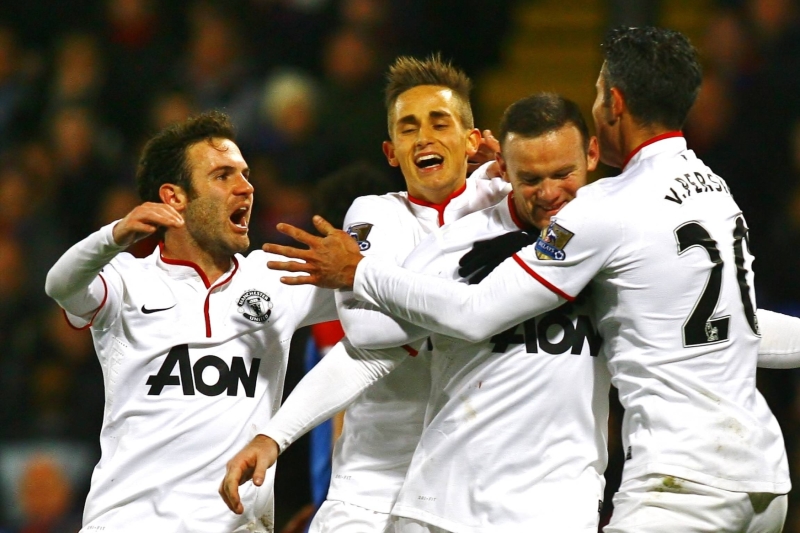 Fotbalisté Manchesteru United mají poslední šanci, jak zachránit zpackanou sezonu.