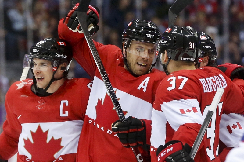 Kanadské hvězdy (zleva Sidney Crosby, Shea Weber a Patrice Bergeron) byly ozdobou olympiády v Soči, na té další už možná vůbec nebudou.