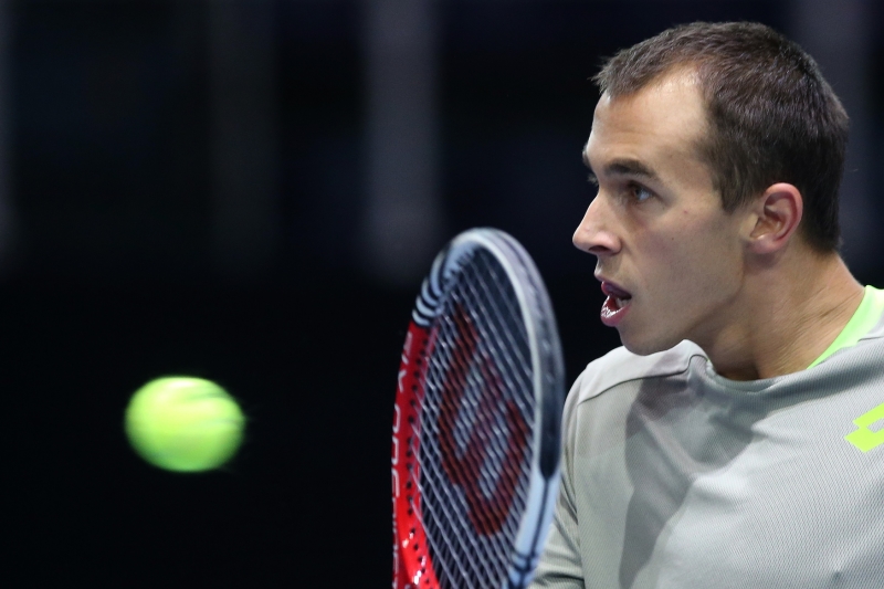 Lukáš Rosol postoupil na turnaji v Dubaji poprvé v sezoně do čtvrtfinále. 