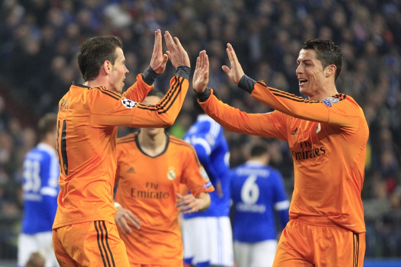Radost Bílého baletu. Gareth Bale (vpravo) se raduje s Cristianem Ronaldem.