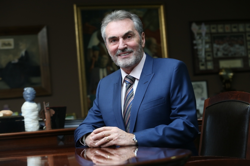 Hoteliér a filantrop Viliam Sivek.