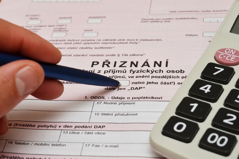Češi odevzdali zatím asi desetinu daňových přiznání. Češi odevzdali zatím asi desetinu daňových přiznání.
