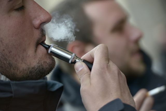 ČIŽP rozdala pokuty za 5 mil. za náplně do elektronických cigaret (ilustrační foto).