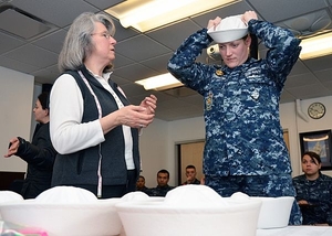  Se zvyšujícím se počtem žen v armádě roste i počet případů sexuálního násilí. Snímek z plavidla USS Constitution. 