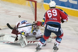 Spartu začíná opouštět pohoda, před startem play-off nepříjemná věc.