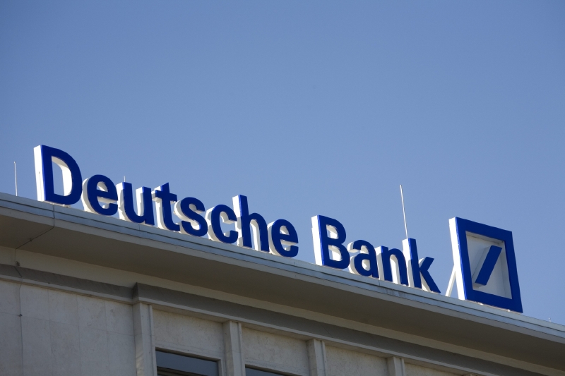 Jedna z obviněných bank byla i Deustche Bank. Jedna z obviněných bank byla i Deustche Bank.