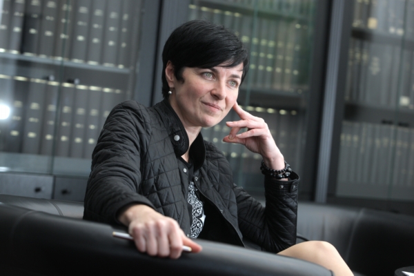 Lenka Bradáčová.