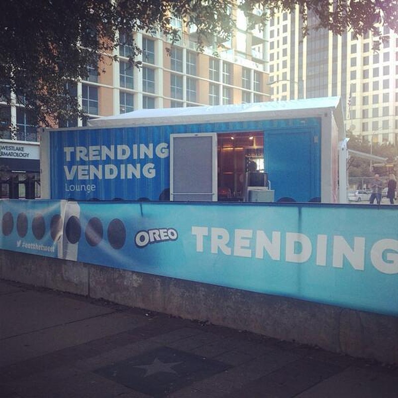 Oreo Trending Vending Lounge