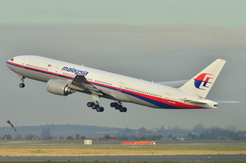 Na palubě letadla Boeing 777-200 bylo 227 cestujících a 12 členů posádky (ilustrační foto). Na palubě letadla Boeing 777-200 bylo 227 cestujících a 12 členů posádky (ilustrační foto).