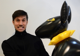 Designér roku Jan Čapek a jeho Pes Bulík.