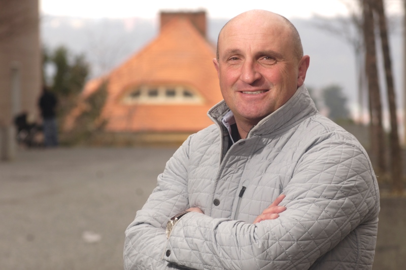 Jaromír Šeterle chce opustit post generálního ředitele fotbalové Slavie. Jaromír Šeterle chce opustit post generálního ředitele fotbalové Slavie.