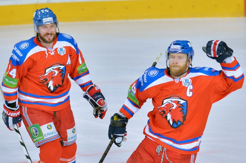 Lev postoupil do čtvrtfinále KHL. Lev postoupil do čtvrtfinále KHL.