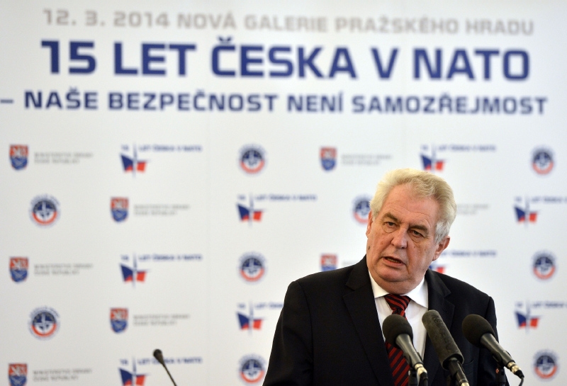 Miloš Zeman při  projevu k účastníkům konference k 15. výročí vstupu ČR do NATO.