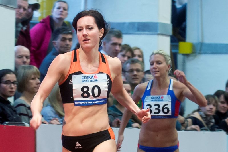 Denisa Rosolová má po pádu v semifinále běhu na 400 metrů na halovém mistrovství světa v Sopotech prasklou čéšku. Denisa Rosolová má po pádu v semifinále běhu na 400 metrů na halovém mistrovství světa v Sopotech prasklou čéšku.