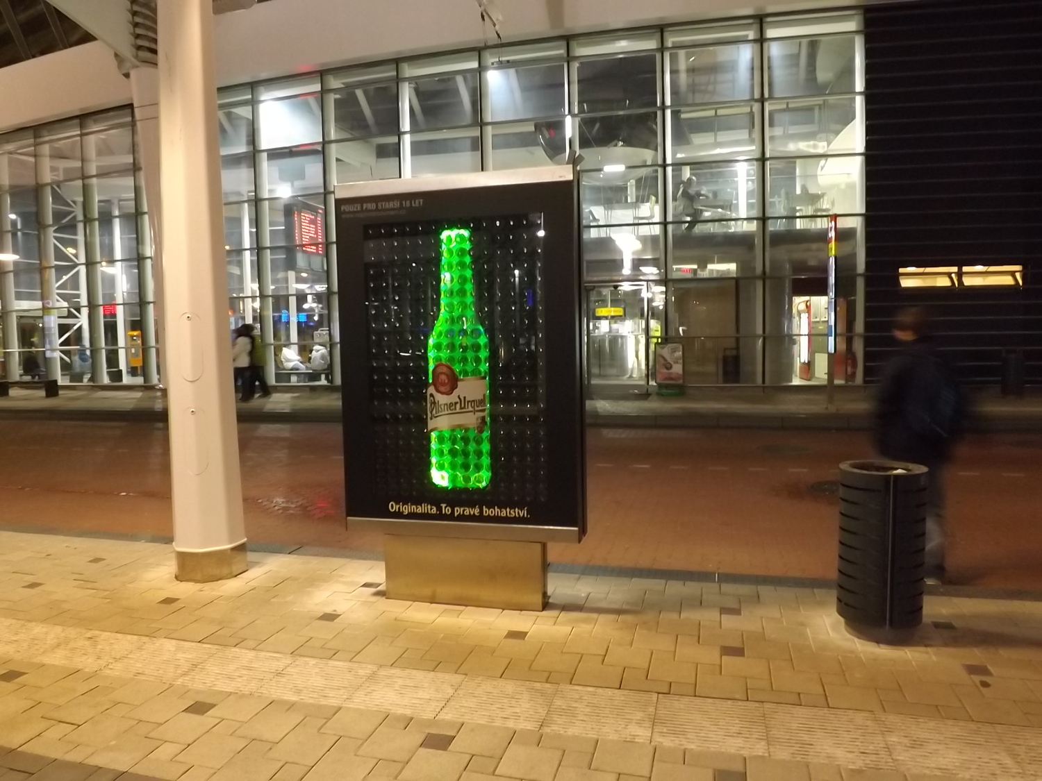 Reklama na Pilsner Urquell.