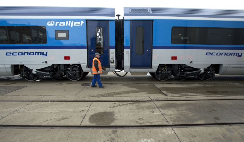 Soupravy Railjet vybraly dráhy bez otevřeného výběrového řízení.