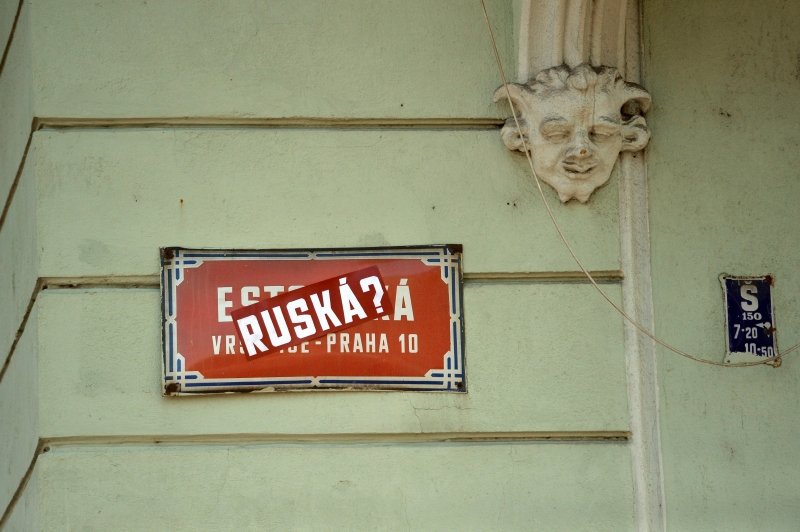 Estonská nebo Ruská? Pachatel má jasno.
