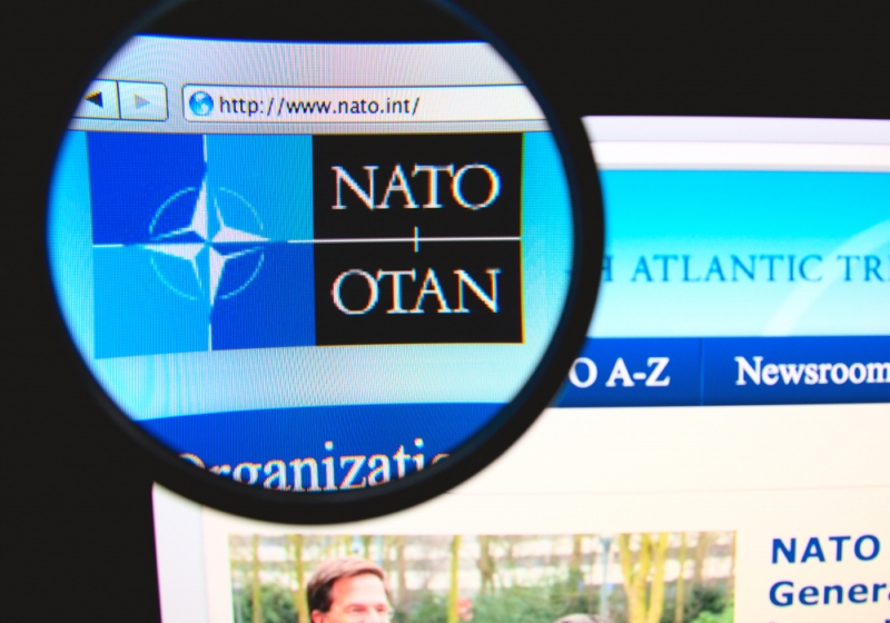Stránku www.NATO.int útoky také zasáhly (ilustrační foto). Stránku www.NATO.int útoky také zasáhly (ilustrační foto).
