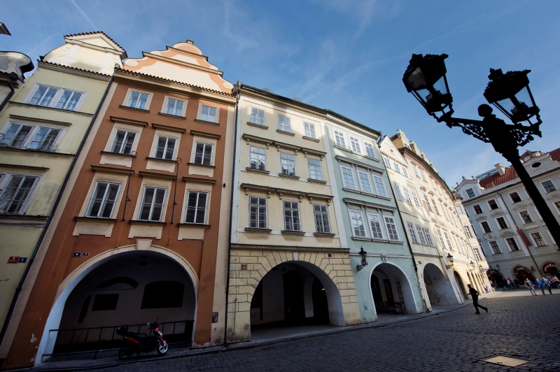 Pražští památkáři nepovolí přestavbu bloku radničních domů na Malém náměstí v Praze, v nichž by měly vzniknout luxusní byty.