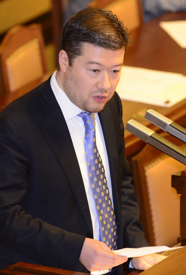 Předseda hnutí Úsvit Tomio Okamura. Předseda hnutí Úsvit Tomio Okamura.