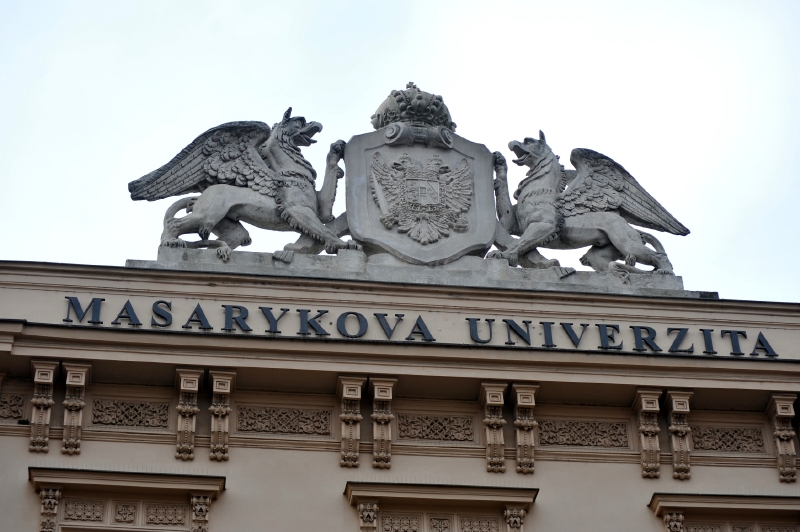 Masarykova univerzita vyjádřila profesorovi Andreji Zubovovi solidaritu. Masarykova univerzita vyjádřila profesorovi Andreji Zubovovi solidaritu.