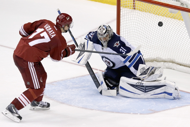 Ondřej Pavelec v brance Winnipegu.