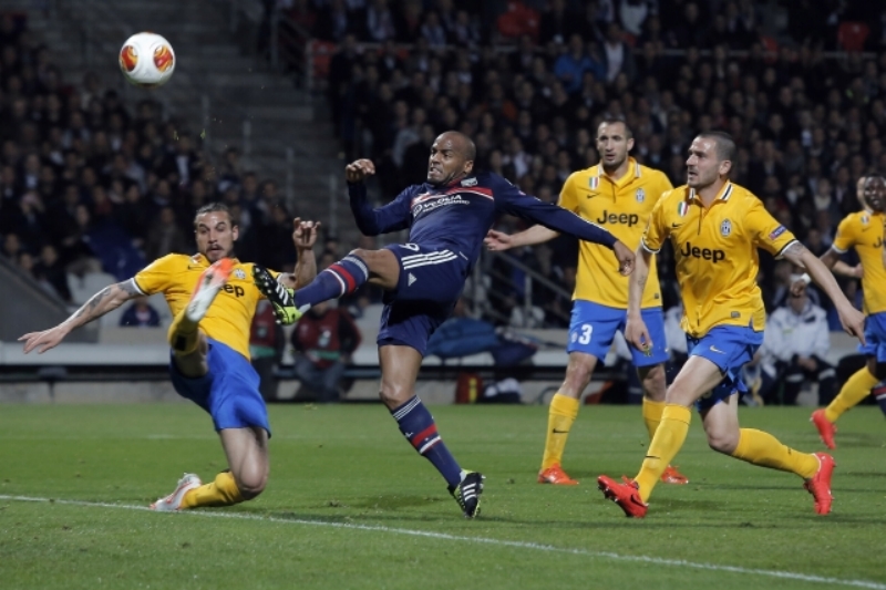 Přemožitel Plzně Lyon nestačil v úvodním utkání čtvrtfinále Evropské ligy na Juventus.