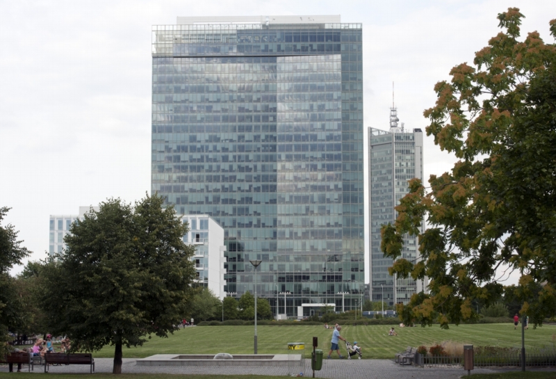 Nejvyšší kancelářská budova v Česku City Tower v Praze na Pankráci. Nejvyšší kancelářská budova v Česku City Tower v Praze na Pankráci.