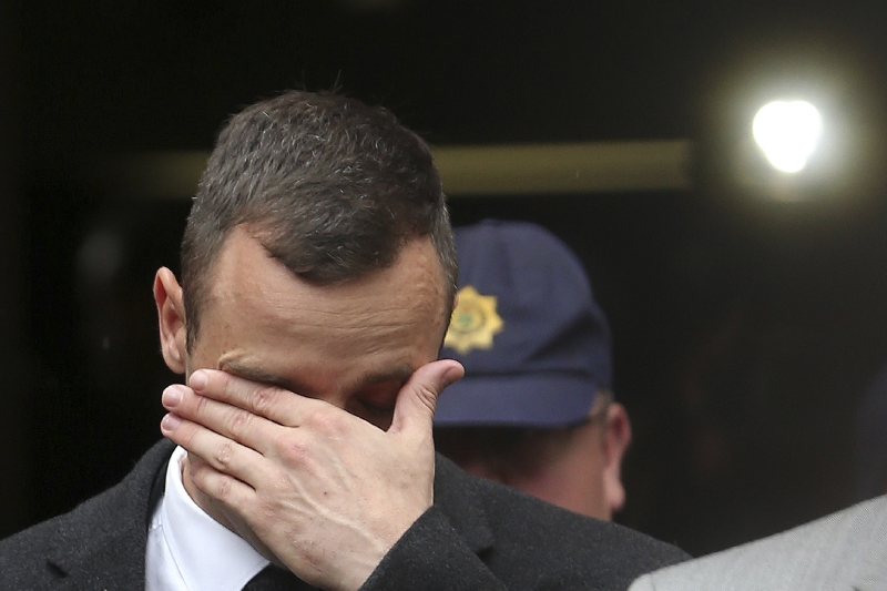 Handicapovaný sportovec Oscar Pistorius u soudu. Handicapovaný sportovec Oscar Pistorius u soudu.