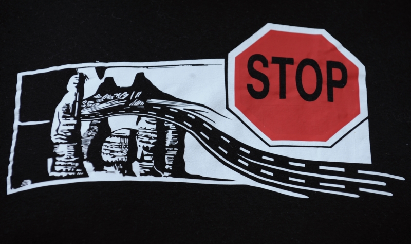 Protest proti výstavbě rychlostní silnice R35 v Českém ráji (2009).