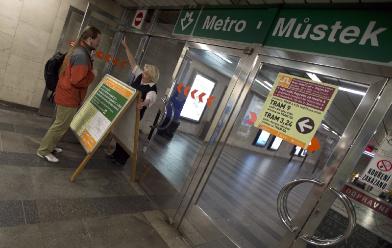 Metro linky A bude o Velikonocích mimo provoz. Metro linky A bude o Velikonocích mimo provoz.