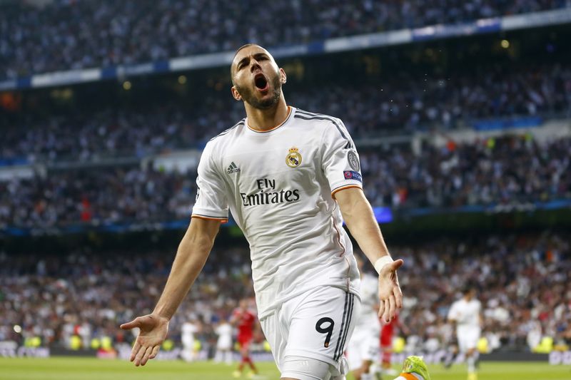 Radující se Karim Benzema. Radující se Karim Benzema.