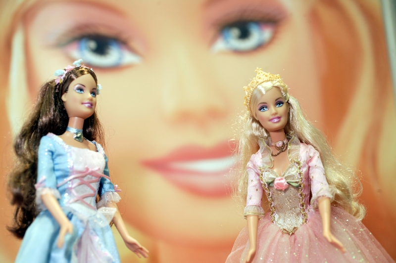 Panenka Barbie už míří do Hollywoodu. Panenka Barbie už míří do Hollywoodu.