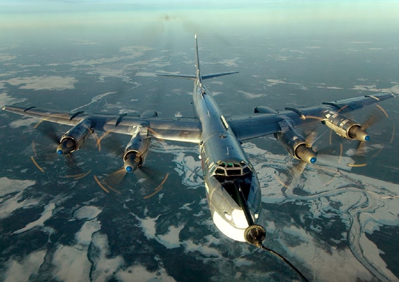 Ruské bombardéry pokoušejí země NATO. Ruské bombardéry pokoušejí země NATO.