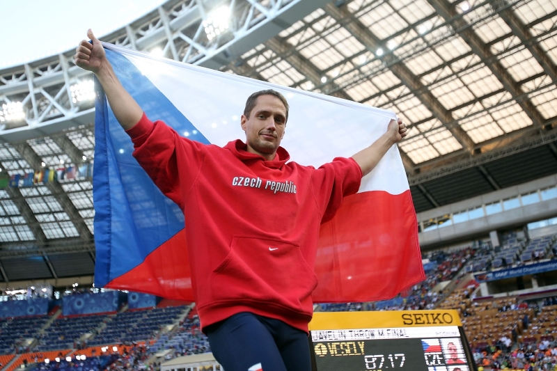 Oštěpař Vítězslav Veselý vybojoval na MS v Moskvě světový titul.